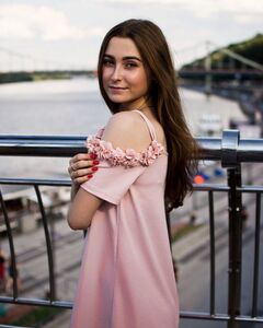 Яна Коренева