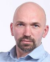 Александр Остапенко