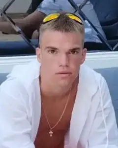 Артем Хорлiков