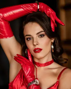 Каріна Качур