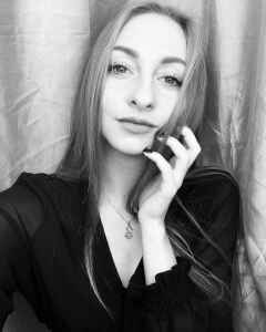 Олена Крива