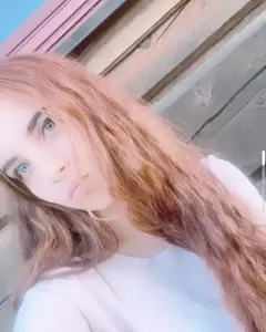 Лена Близнюк