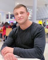 Роман Осика