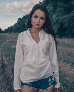 Анна Маацан