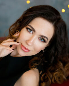 Марина Миронова