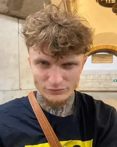 Роман Лузанов