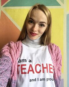 Анна Ломака