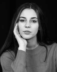 Анна Левчук