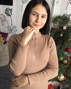 Ева Цисар