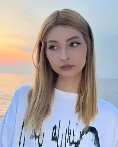 анна максименко