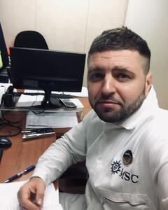 Руслан Махових