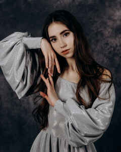 Анна Регетнік