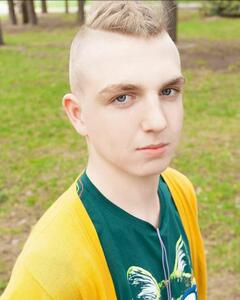 Евгений Романов