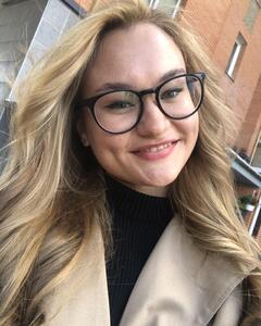 Карина Зварич