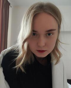 Ирина Лезвинская