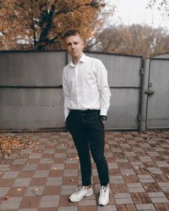 Андрій Фесак