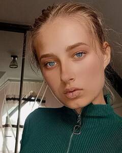 Suzanna S