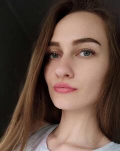 Анна Романова