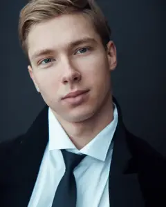 Владислав Северин