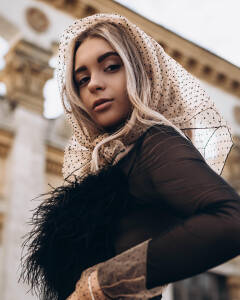 Карина Белая