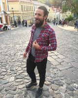 Угур Унал