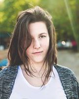 Ксенія Саруханян