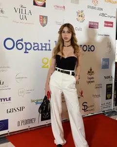 Юлия Томенчук