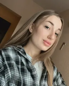 Яна Чернявська