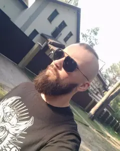 Богдан Гузовский