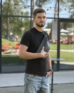 Влад Тарасенко