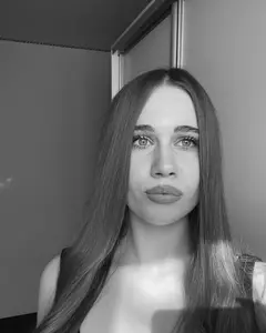 Аня Осіпова