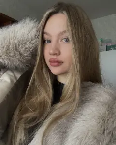 Анна Яковина