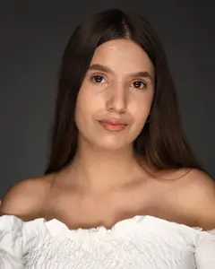 Карина Рай