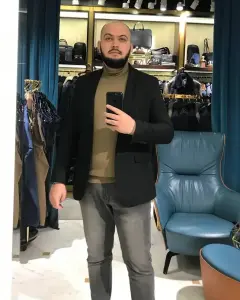Роман 