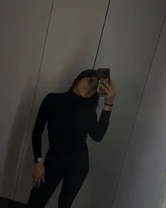 Оля Скоробогач