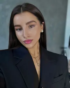 Олеся Добош