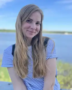 Олена Тахтарова