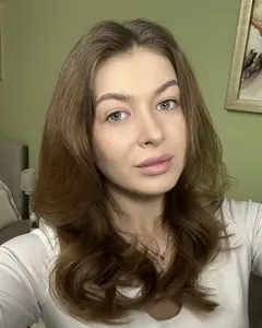 Богдана Карлова