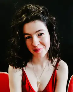 Кіра Скирда