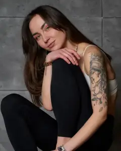 Дарі Тєлєгіна