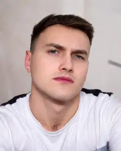 Ілля Назаренко