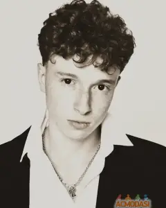 Олександр Сакаль