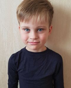 Влад Александров
