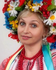 Олена Кот