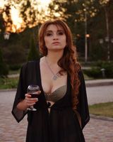 Надя Я
