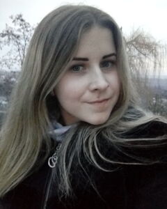 Оксана Захарова