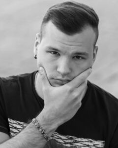 Данил Данковский