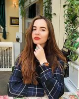 Анжелика Альварес