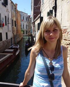 Олена Жураховська