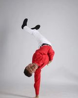 Тімур Блінохватов